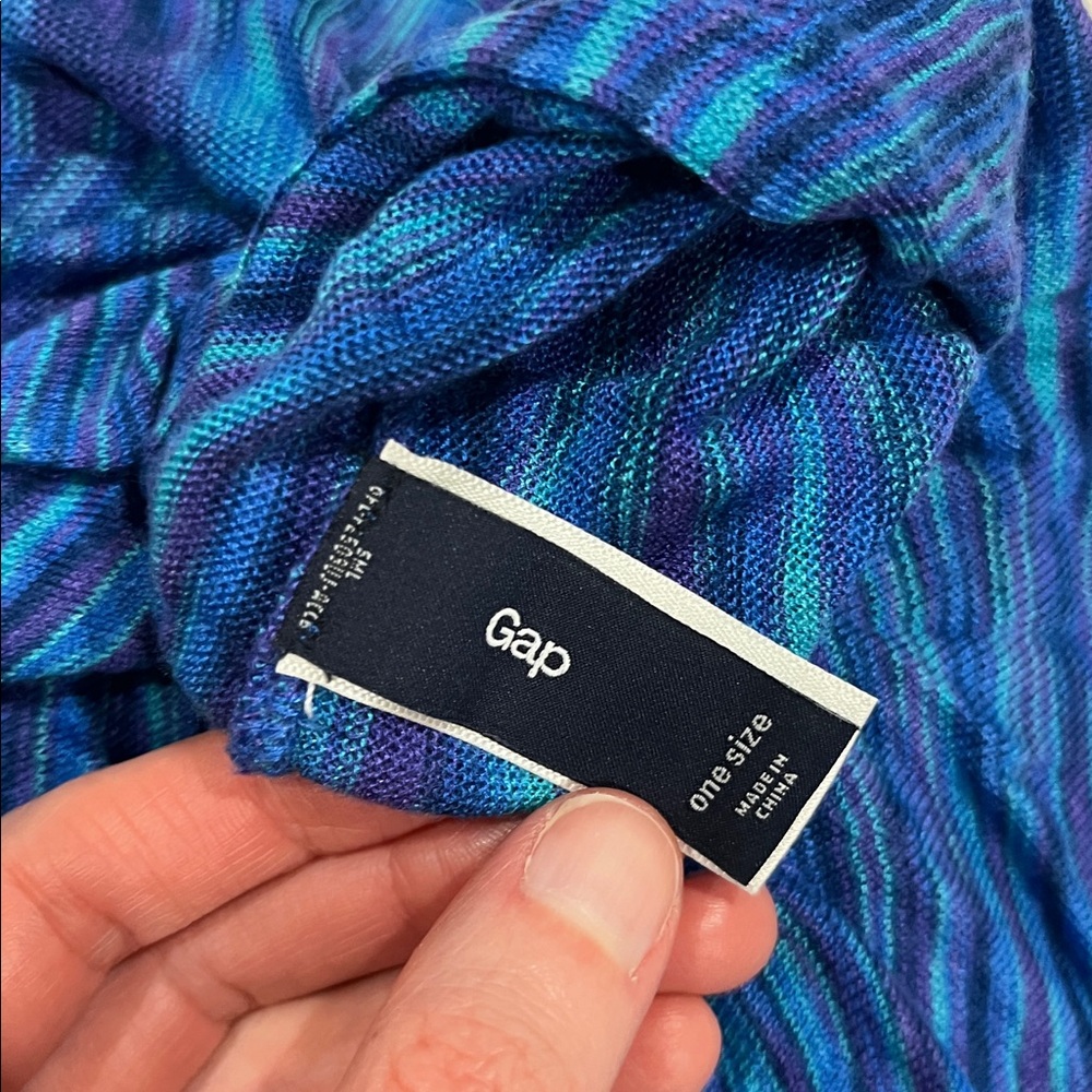 Gap Infinity Scarf - image 3